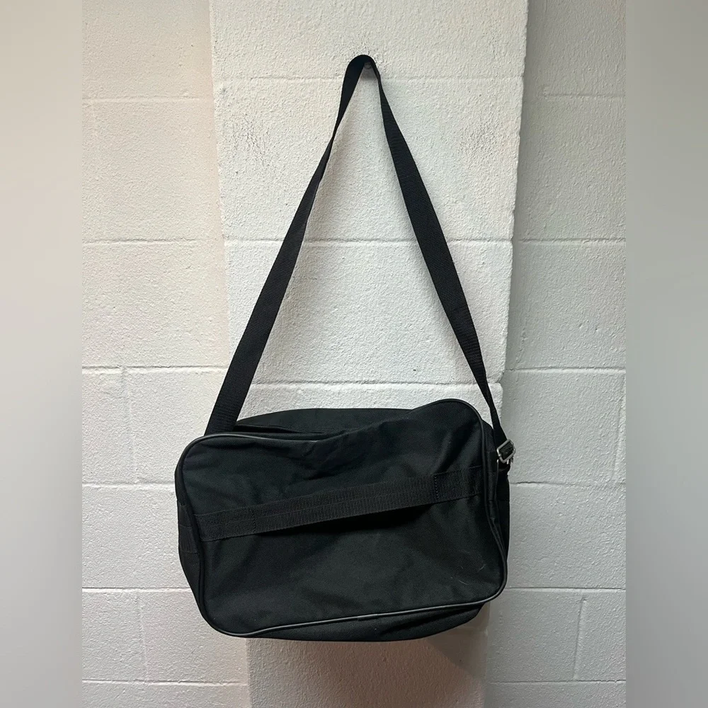 American Tourister Black Messenger Bag
